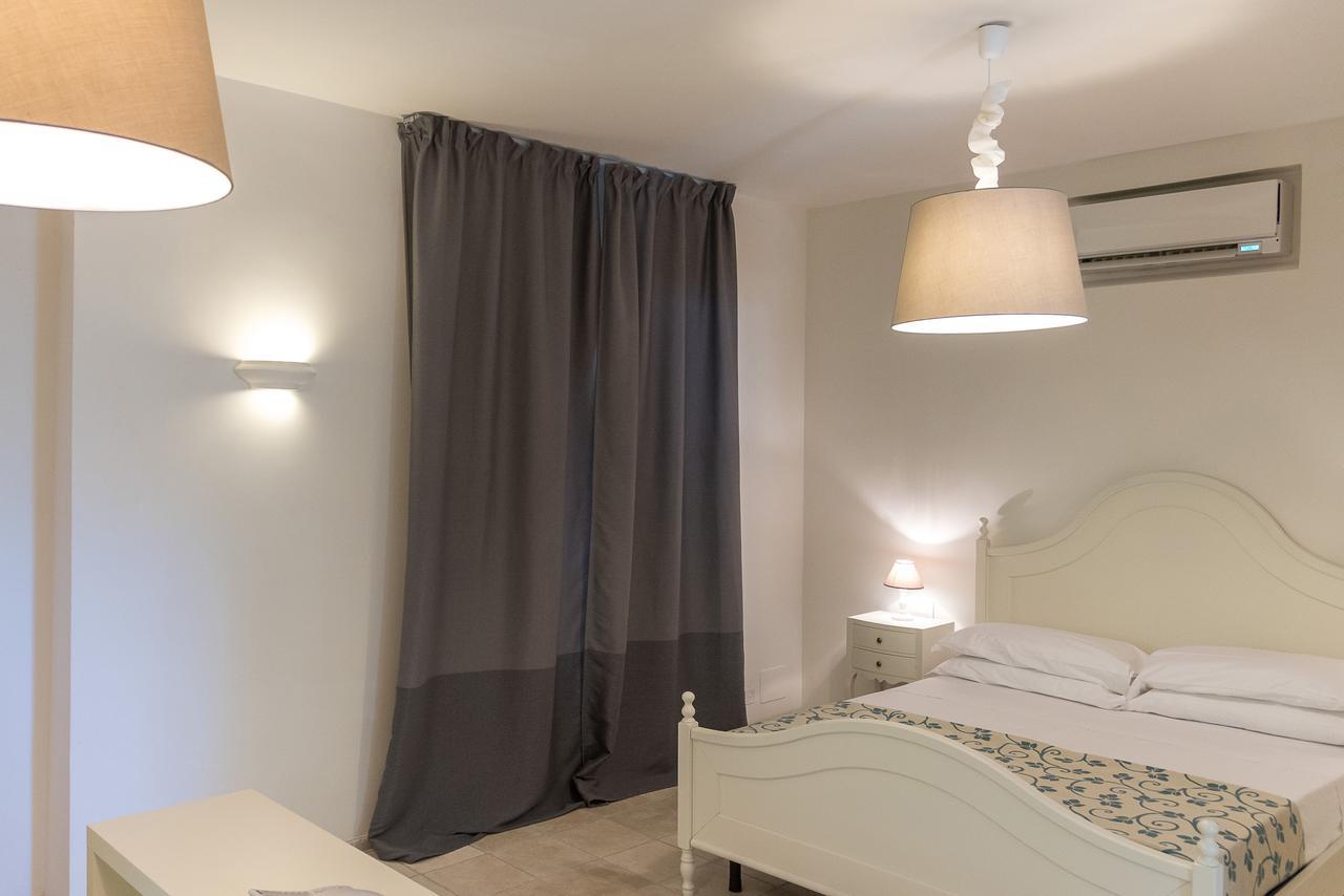 Baia Dei Mergoli Hotel Матината Екстериор снимка