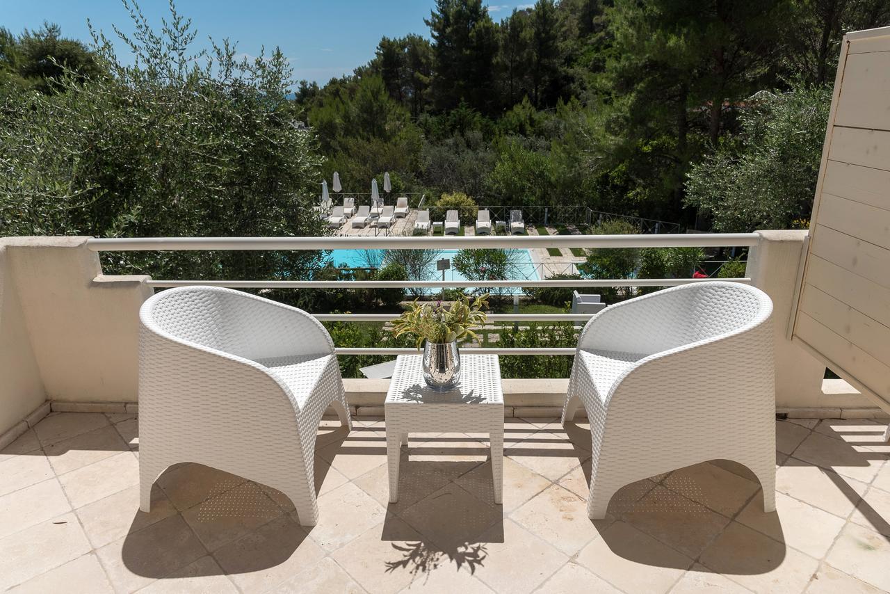 Baia Dei Mergoli Hotel Матината Екстериор снимка